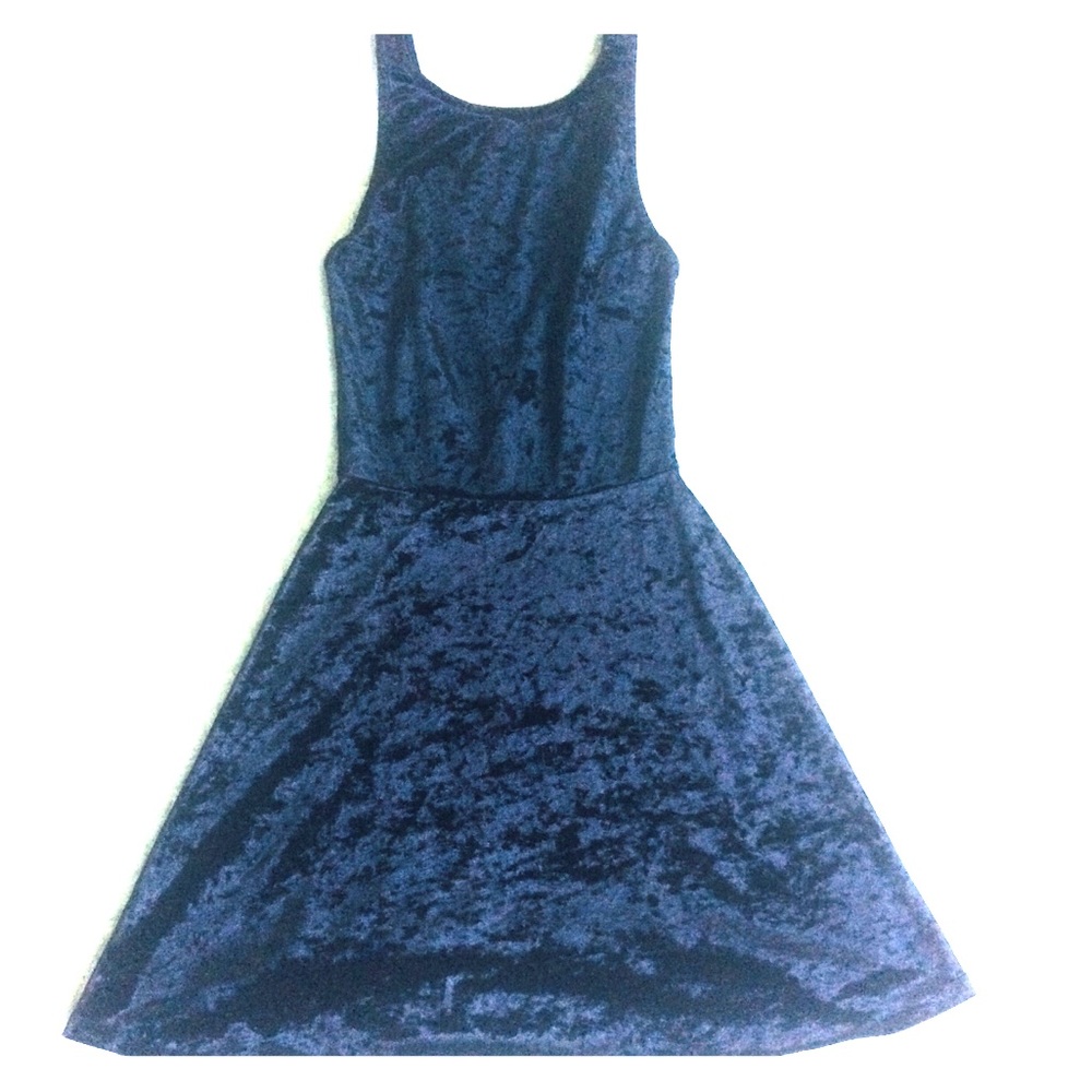 🌿Crushed Velvet Black Mini Fit and Flare Dress
